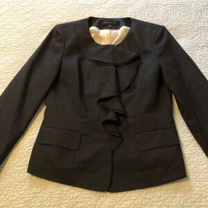 Anne Klein 2 piece suit. Blazer and pants. Size 10.
